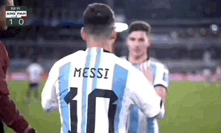 1697158363772081152.gif Oct-13-2023 08-37-31.gif